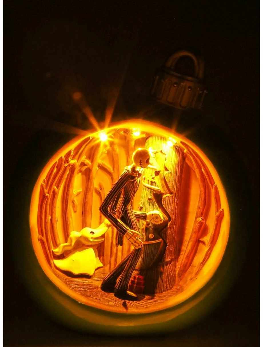 Horror Disney The Nightmare Before Christmas Jack & Zero Go To Christmas Town Light Up Diorama 2 Horror Disney The Nightmare Before Christmas Jack & Zero Go To Christmas Town Light Up Diorama - Image 2